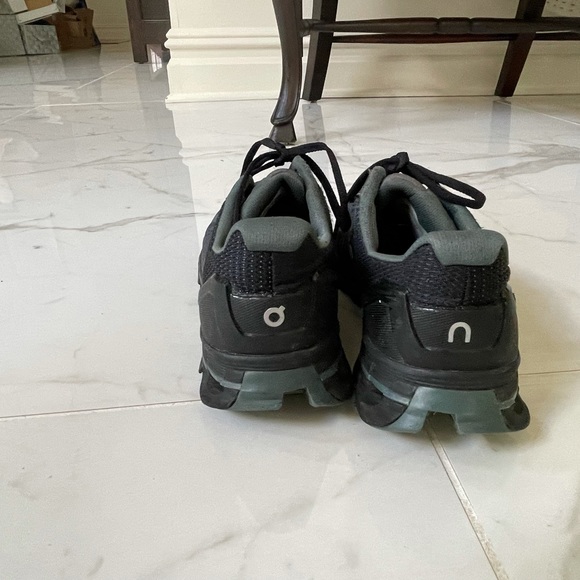 On Running Cloudace Graphite Wash/Navy size 6 - Picture 10 of 14